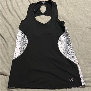 💫Black and White Tank Top with Snake Print